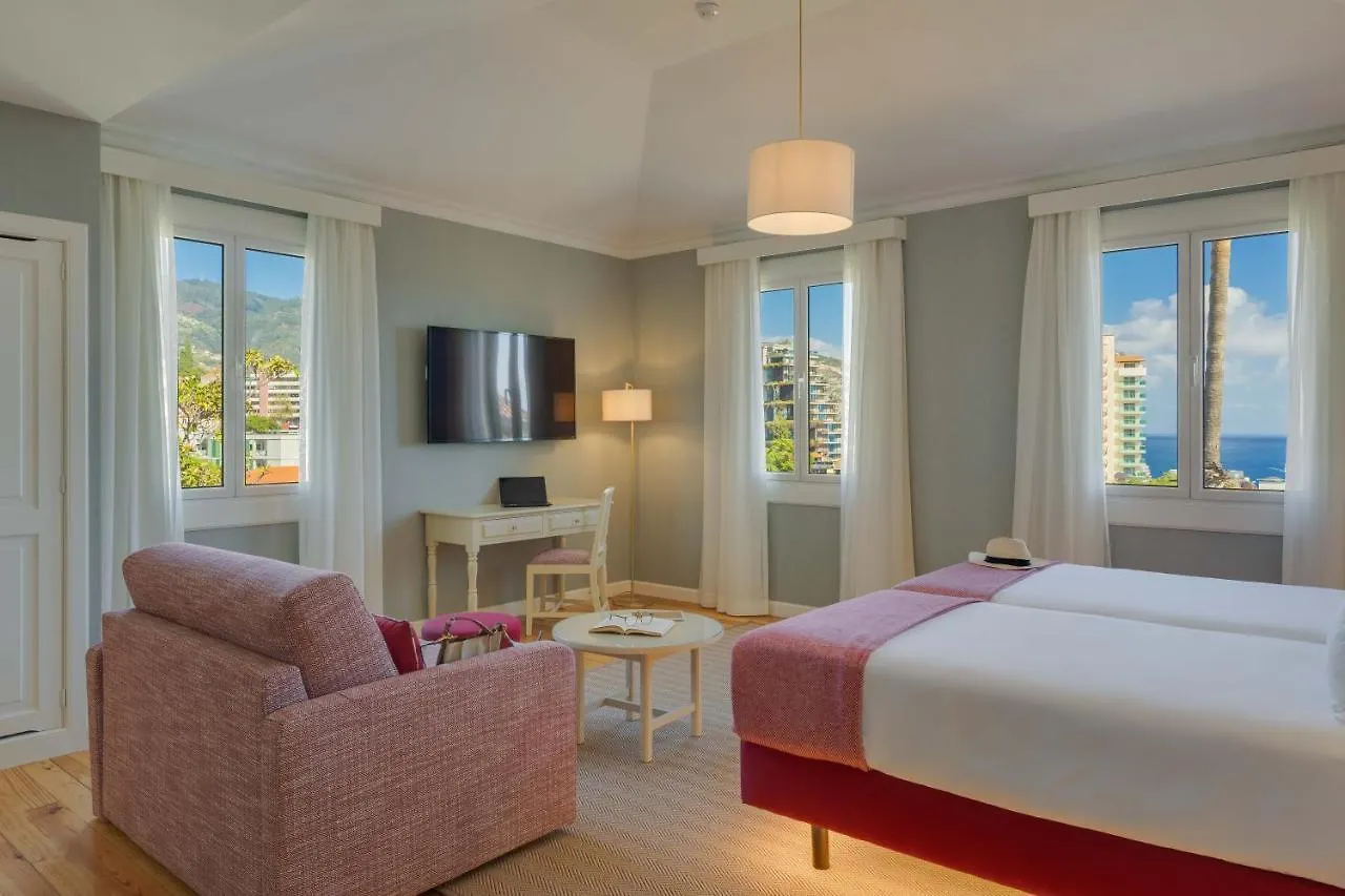 Charming Hotels - Quinta Perestrello Funchal  4*, Funchal (Madeira)
