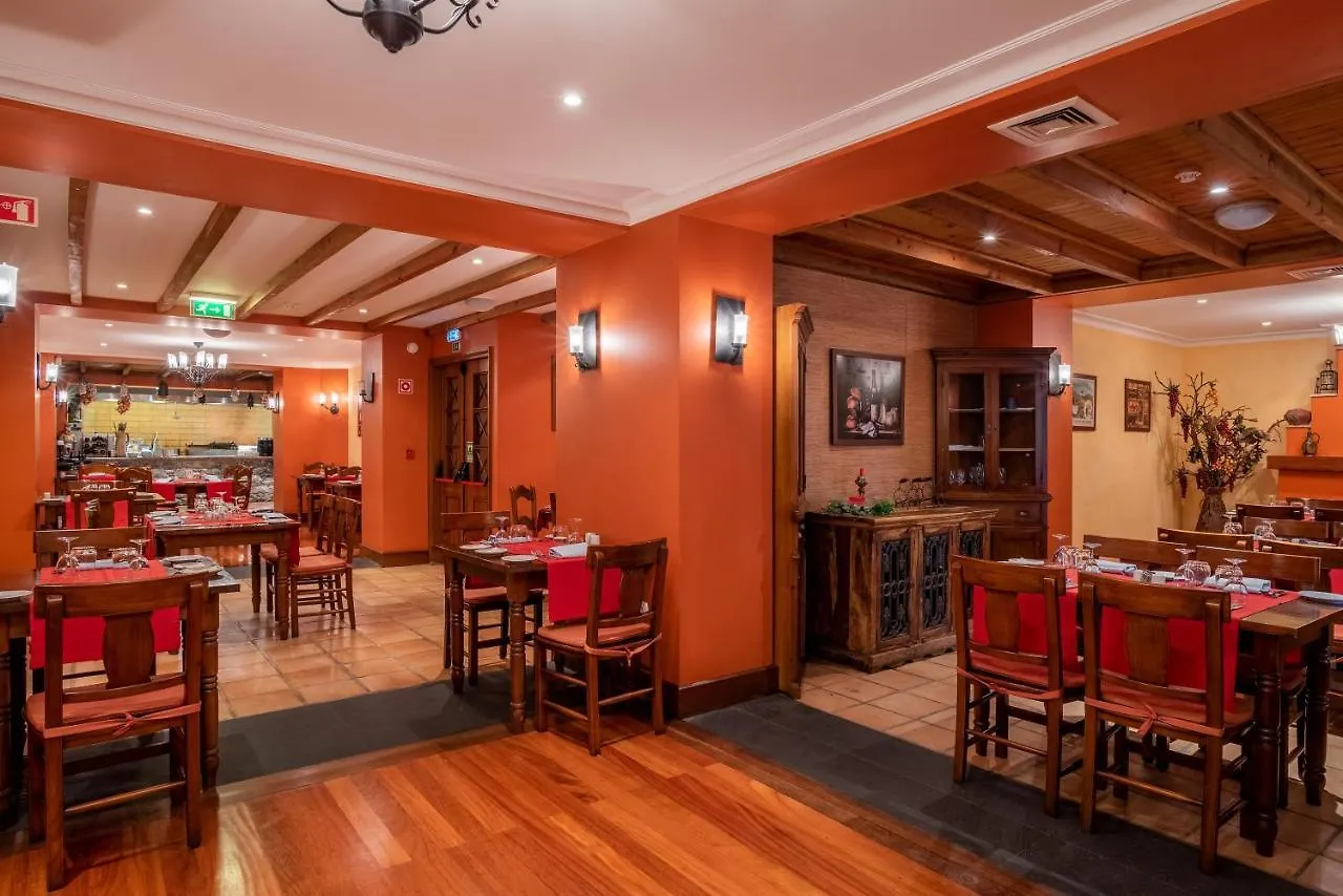 Charming Hotels - Quinta Perestrello Funchal  4*, Funchal (Madeira)