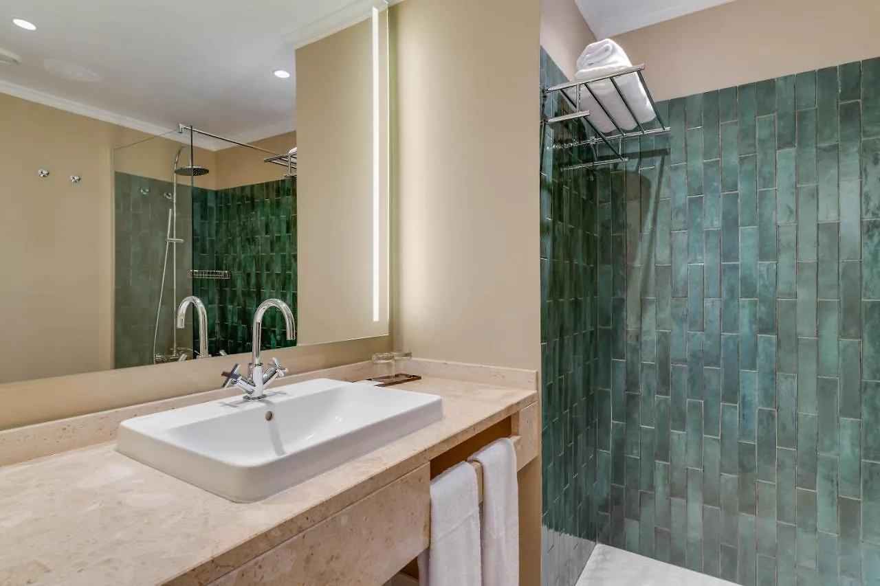Charming Hotels - Quinta Perestrello Funchal  Funchal (Madeira)